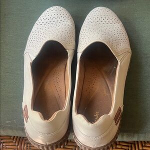 Clarks Off-White Perforated Flats
